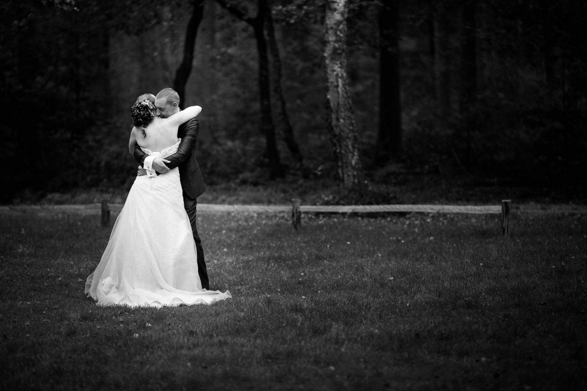 Photographe mariage au milieu nature-30
